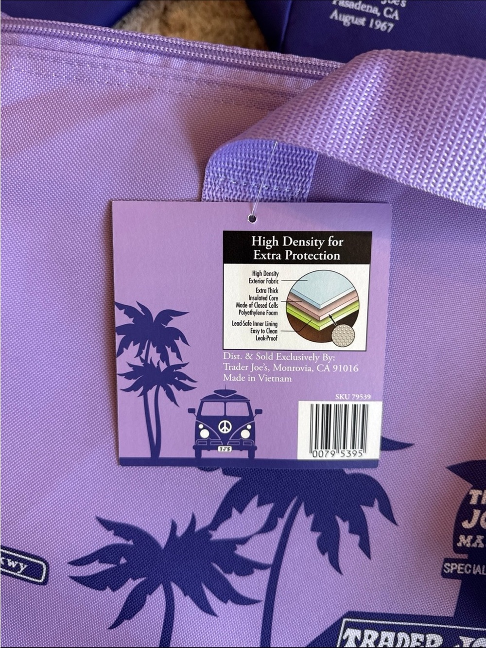 Trader Joe's Insulated Grocery Tote! - Picture 11 of 11